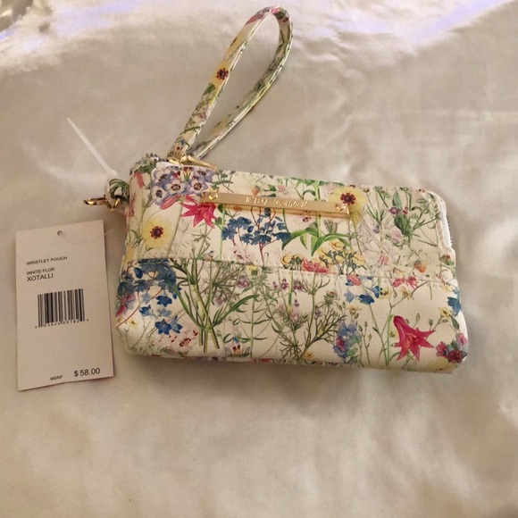 Betsey Johnson White Floral Faux Leather Double Zip Wristlet Pouch NWT - Picture 2 of 16